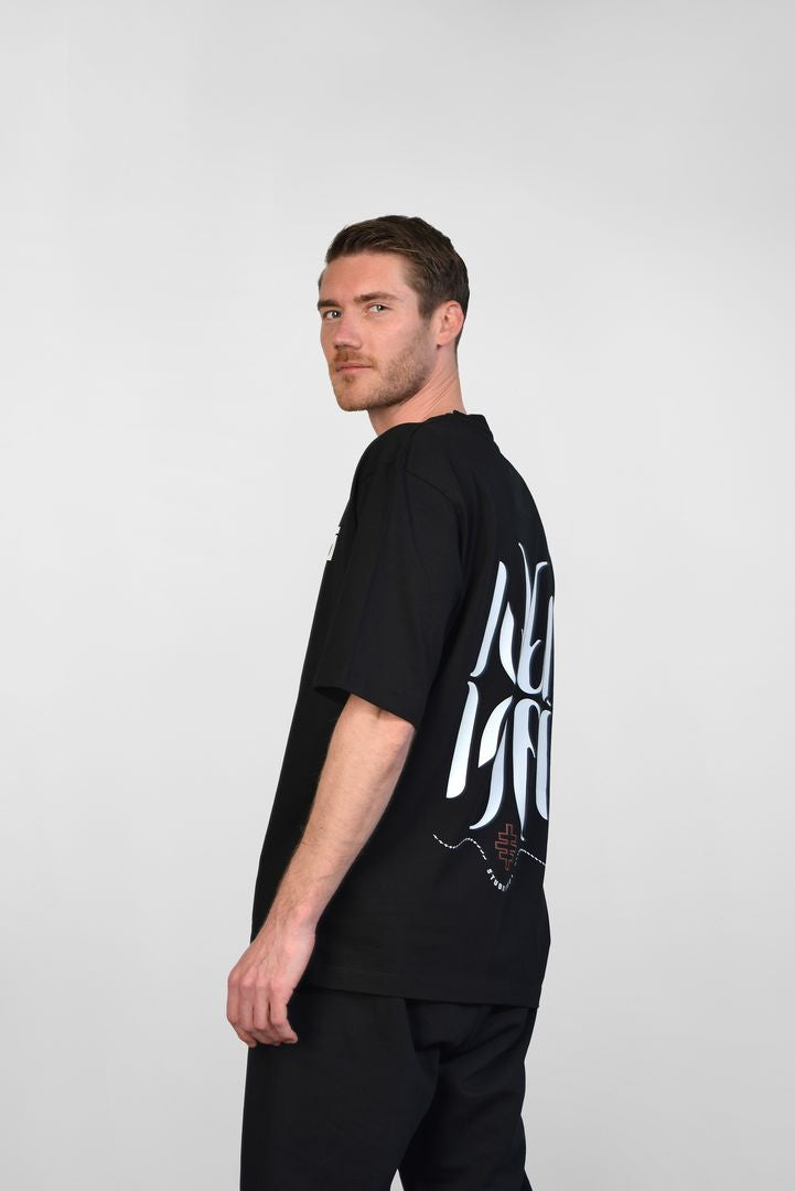"IFFI 01" Ultrazwaar T-shirt